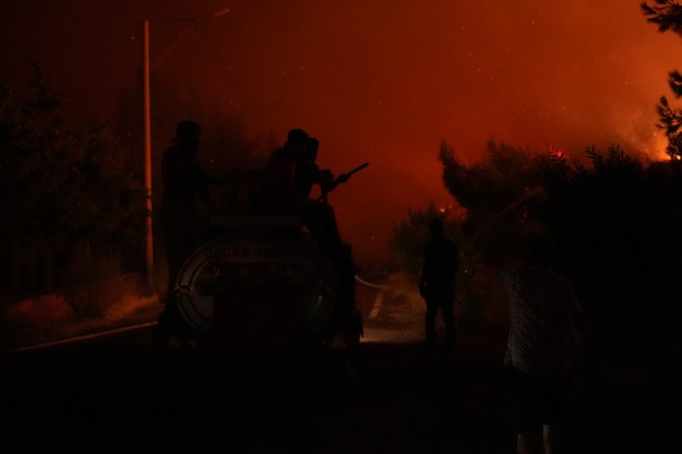 Foto - İzmir, Urla yangını böyle görüntülendi