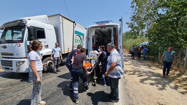 Foto - İzmir'de feci kaza! Ortalık can pazarına döndü