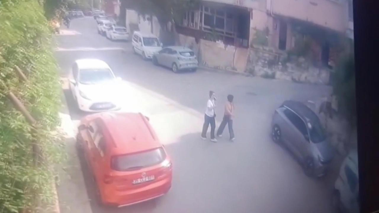 Foto - İzmir'de film gibi operasyon! 44 yıl hapis cezası olan hırsız kiralık evde yakalandı