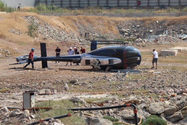Foto - İzmir'de helikopter yan yattı
