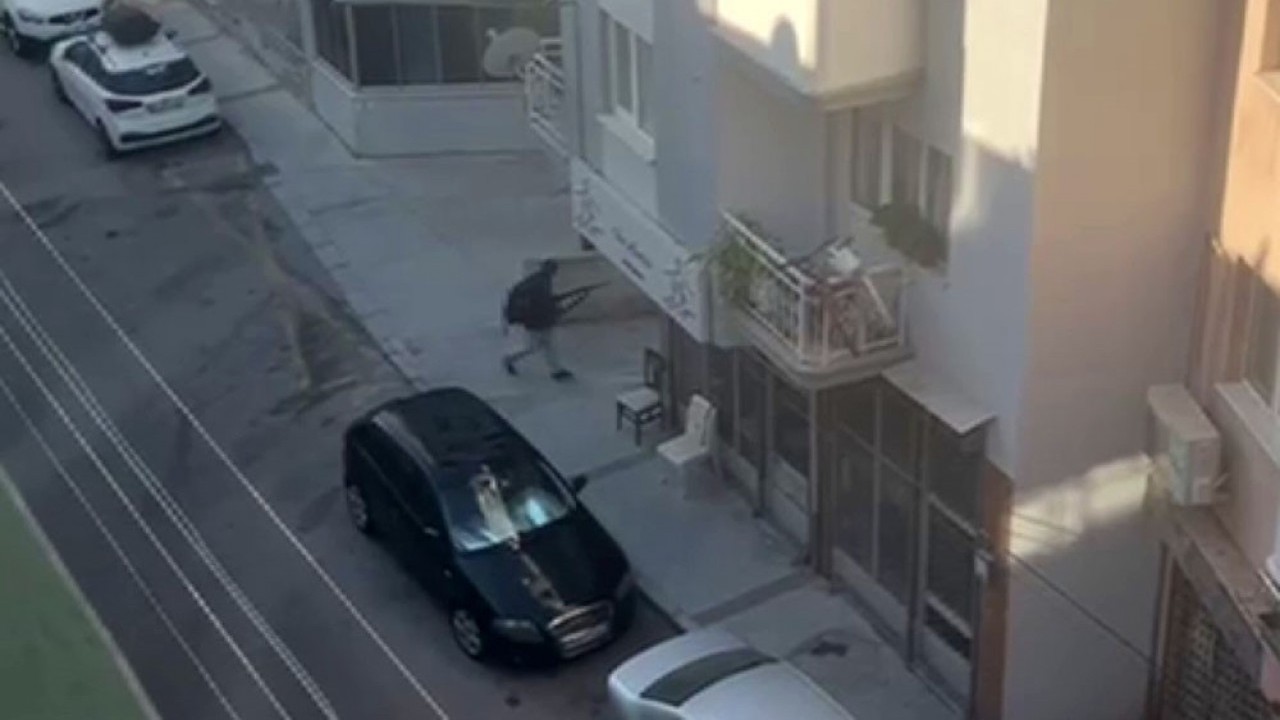 Foto - İzmir’de karakola saldıran velet yaralı yakalandı! İşte polis katilinin görüntüsü