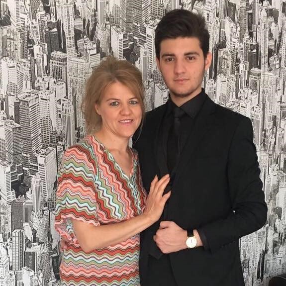 Foto - İzmir’de korkunç cinayet! Anne ve babasını katletti