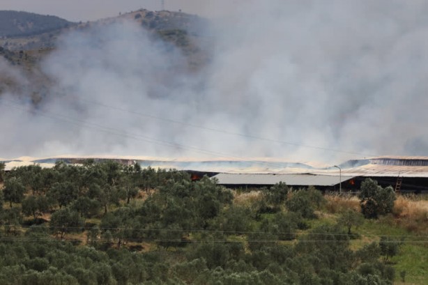 Foto - İzmir’de korkutan yangın!