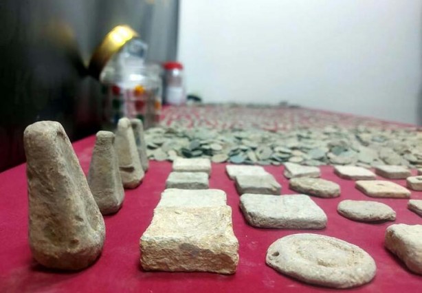 Foto - İzmir'de operasyon! 'Hazine' bakın nereden çıktı