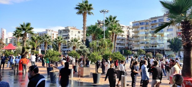 Foto - İzmir'deki şiddetli depremden ilk görüntüler