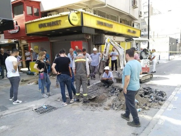 Foto - İzmir’in göbeğinde iki genç hayatını kaybetmişti Elektrik akımı faciasında gözler bilirkişi raporunda