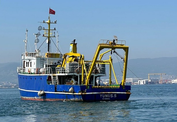 Foto - İzmit Körfezi'ndeki dip çamuru temizliği biyoçeşitliliği artıracak...