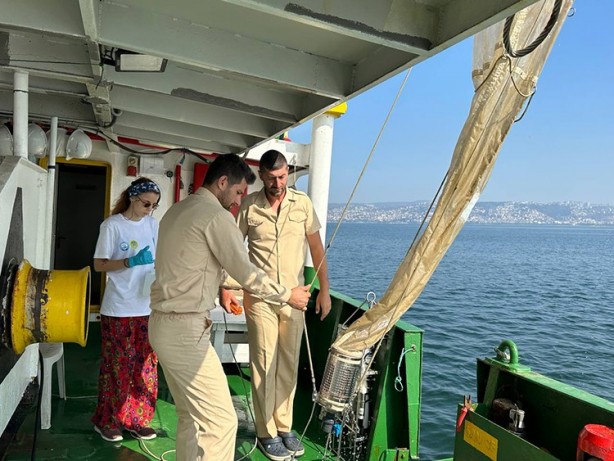 Foto - İzmit Körfezi'ndeki dip çamuru temizliği biyoçeşitliliği artıracak...