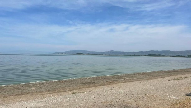 Foto - İznik'te tedirgin eden görüntü! Göle girmek yasaklandı