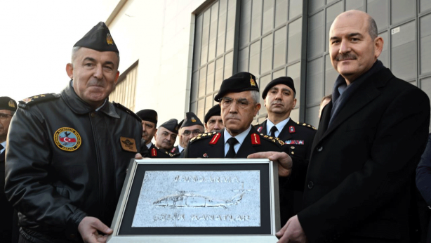 Foto - Jandarma Genel Komutanlığına teslim edildi İşte o müthiş helikopter