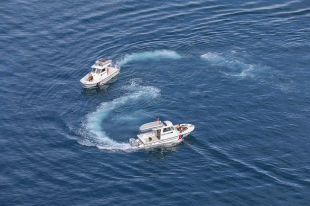 Foto - Jandarma, kuşlar için göl üzerinde bekçilik yapıyor