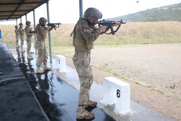Foto - Jandarma nefes kesti! Türkiye Cumhuriyeti'nin gücünü göreceksiniz