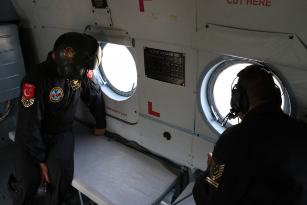 Foto - Jandarmadan helikopterli denetim