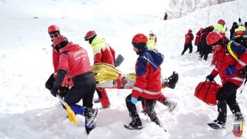 Jandarmadan Kayseri Erciyes’te çığ tatbikatı