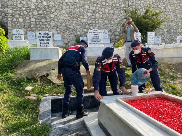 Foto - Jandarmadan takdir toplayan hareket