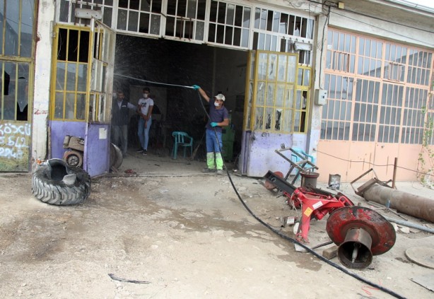 Foto - Jant tamiri sırasında lastik patladı: 1 ölü, 1 yaralı