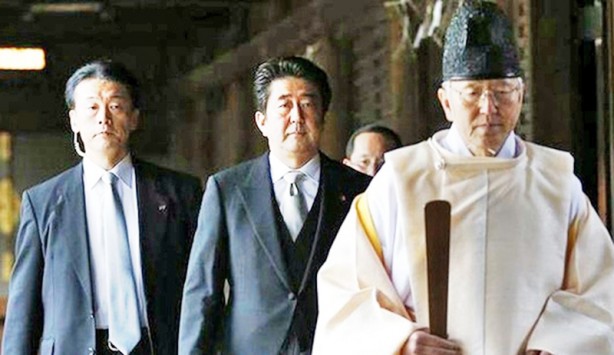 Foto - Japon Başbakanı’ndan Yasukuni Tapınağı’na törensel onur: Eski Japonya yeniden doğuyor
