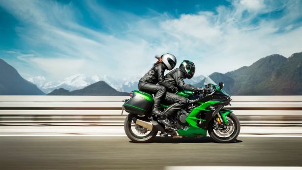 Japon devi Kawasaki öyle bir motosiklet yaptı ki, duyanların ağzı bir karış açık kaldı! Böylesi dünyada ilk! Vay vay vay 