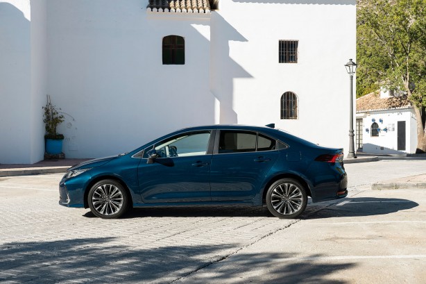 Foto - Japon markanın efsane modeli yenilendi! İşte satışlarda rekor kıran ve yeni versiyon eklenen otomobilin fiyatı!