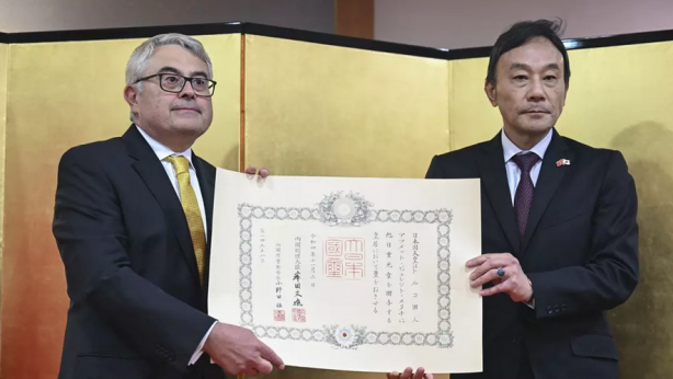 Foto - Japonlardan Türkiye'nin eski Tokyo Büyükelçisi Meriç'e, Gümüş Yıldız ve Yükselen Güneş nişanı verildi