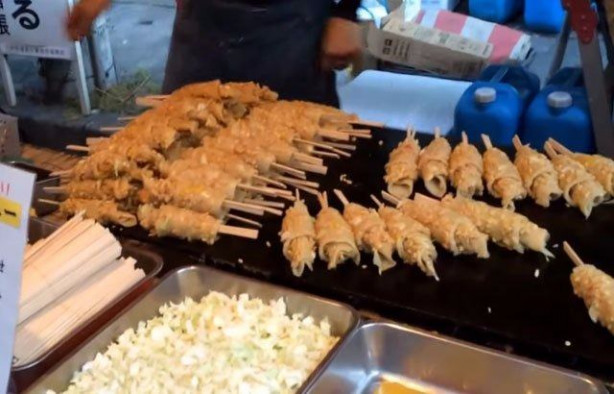 Foto - Japonların sıra dışı sokak yemekleri