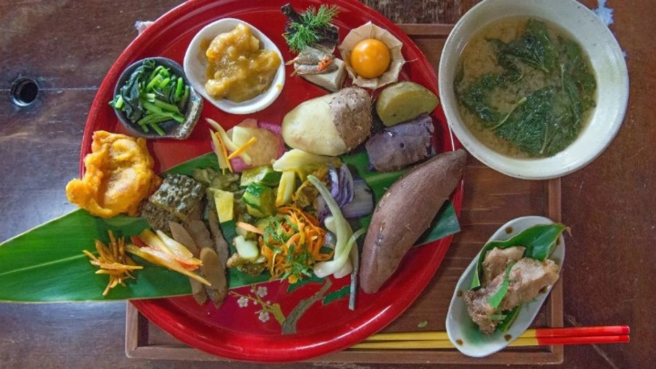 Japonların sırrı ortaya çıktı: Meğer böyle 100 yıl yaşıyorlarmış!