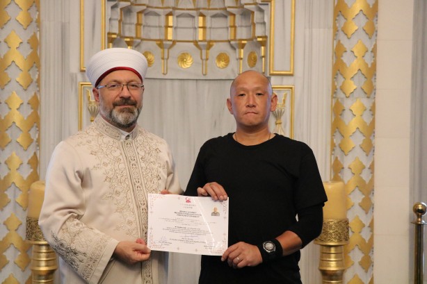Foto - Japonya vatandaşı "İslam" ile şereflendi