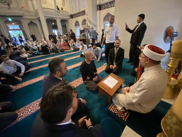 Foto - Japonya vatandaşı "İslam" ile şereflendi