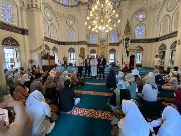 Foto - Japonya vatandaşı "İslam" ile şereflendi