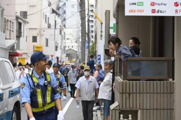 Japonların renkli festivali başladı: 'Sanja Matsuri'