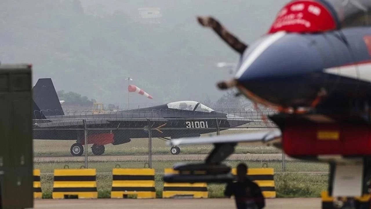  Japonya'ya provokasyon yapmayın diye uyarı yapıldı! Deniz Kuvvetleri Sözcüsü konuştu: Bölgede gerilim yükseldi