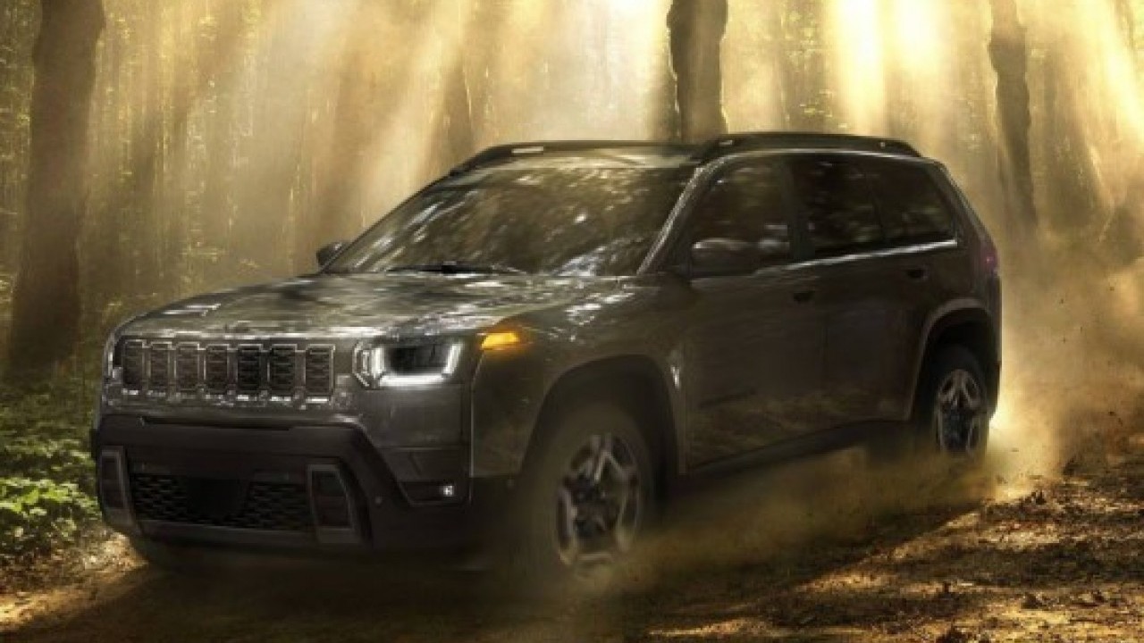 Foto - Jeep Cherokee yeni modelini tanıttı: İşte fiyatı ve özellikleri!