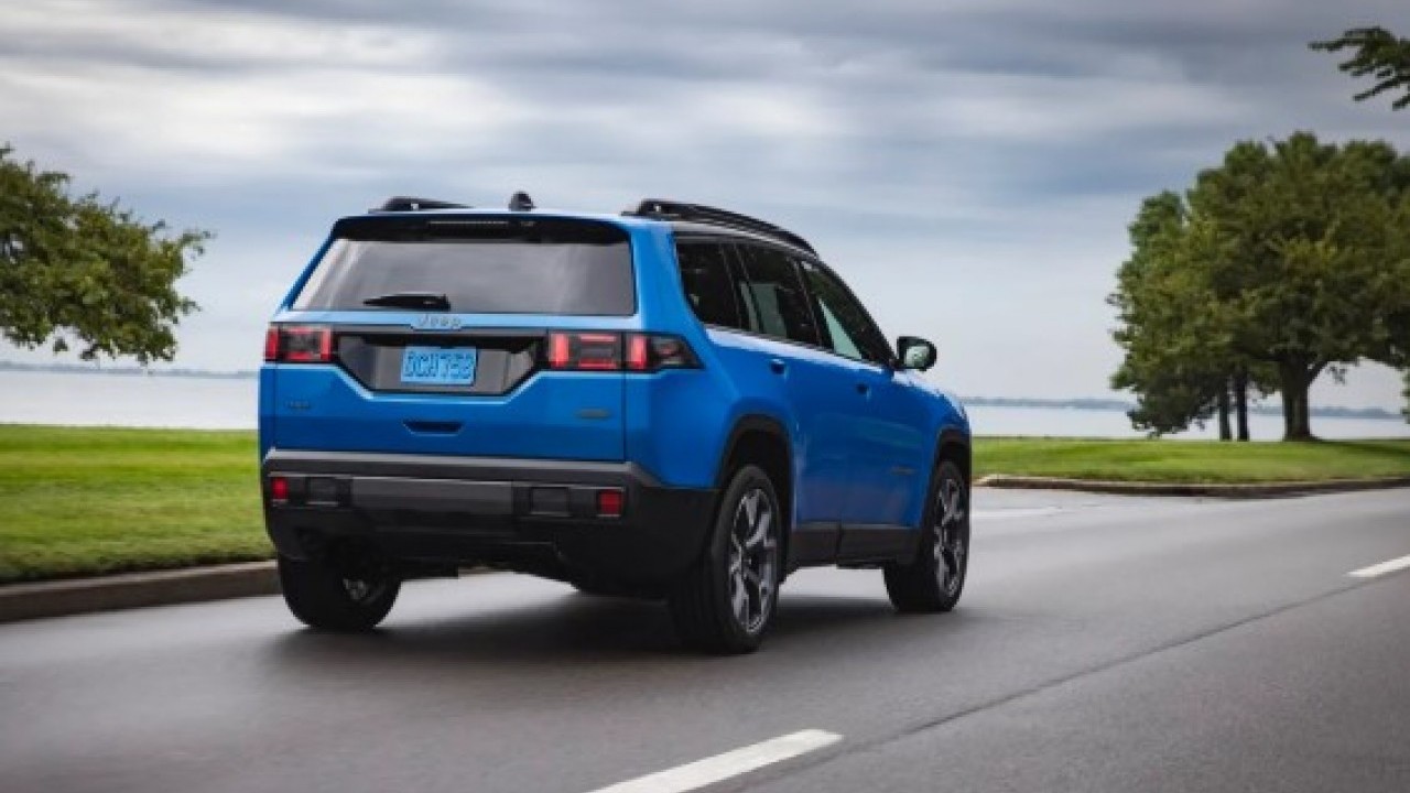 Foto - Jeep Cherokee yeni modelini tanıttı: İşte fiyatı ve özellikleri!