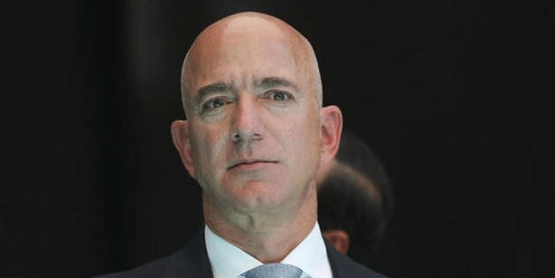 Jeff Bezos'u geçti! İşte dünyanın en zengin insanı...