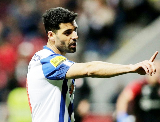 Foto - Jesus ne yapmaya çalışıyor? Bu nasıl bir istek böyle...