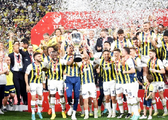 Foto - Jesus'tan Fenerbahçe vedası geldi: Şimdi yeni teknik adam bekleniyor! İşte adaylar...