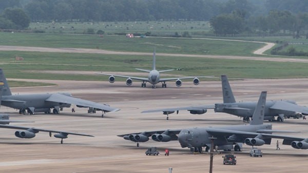 Joe Biden'den ilk gözdağı! Bombardıman uçağı B-52'yi bölgeye gönderdi