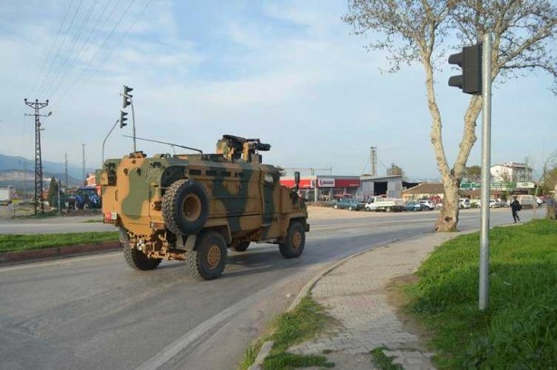 Foto - JÖH ve PÖH timleri Kirpilerle Afrin'e doğru gidiyor