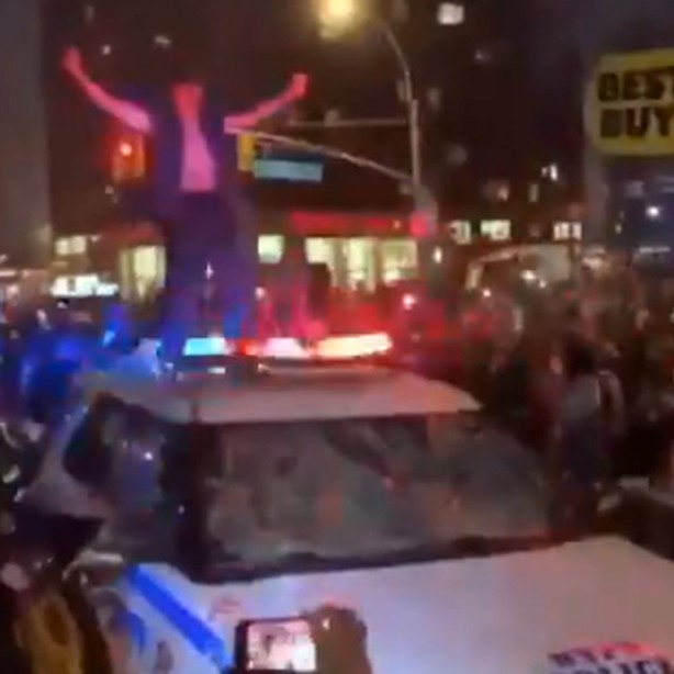 Foto - Joker filmi ABD’de gerçek oldu