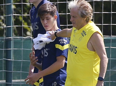 Jorge Jesus, bak Arda neyi kaldırıyor! Fenerbahçe’de forma vermemiştin… ‘Yazıklar olsun’ dedirtti…