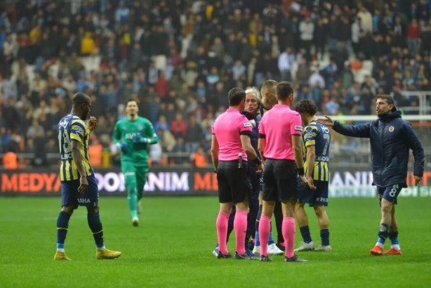 Foto - Jorge Jesus çılgına döndü! Kırmızı kart gördü