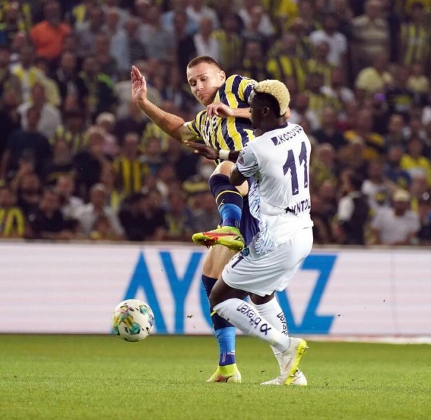 Foto - Jorge Jesus resmen çıldırdı! Valencia şov yaptı
