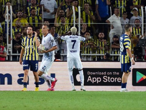Foto - Jorge Jesus resmen çıldırdı! Valencia şov yaptı