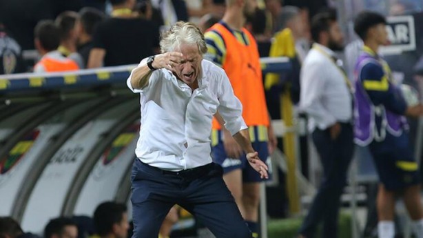 Foto - Jorge Jesus resmen çıldırdı! Valencia şov yaptı