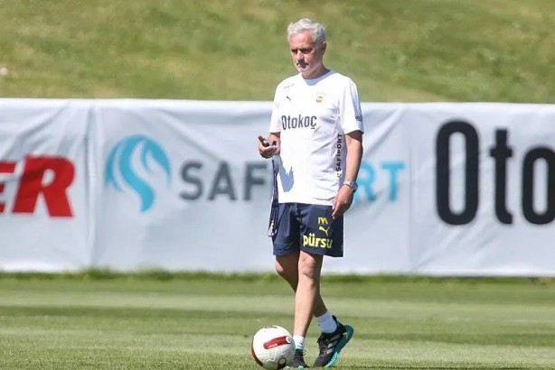 Foto - Jose Mourinho Bayern Münih'in yıldızını alıyor! İlk görüşme yapıldı...