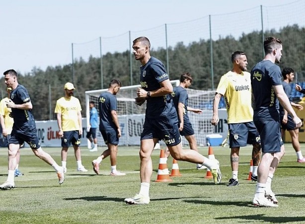 Foto - Jose Mourinho Bayern Münih'in yıldızını alıyor! İlk görüşme yapıldı...