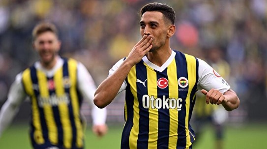 Foto - Jose Mourinho’dan flaş karar! Yıldız oyuncu takımda kalacak