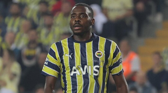 Foto - Jose Mourinho’dan flaş karar! Yıldız oyuncu takımda kalacak