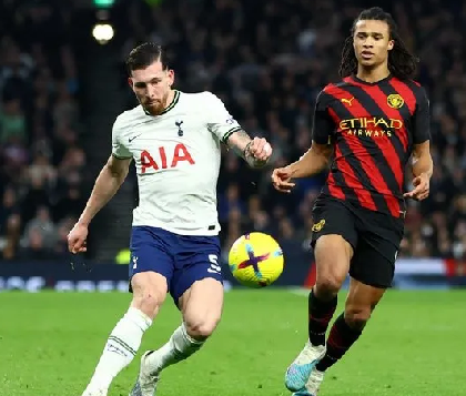 Foto - Jose Mourinho'nun ilk bombası geliyor! 18 milyon Euro'luk yıldız... Fenerbahçe bu haberle çalkalanıyor…