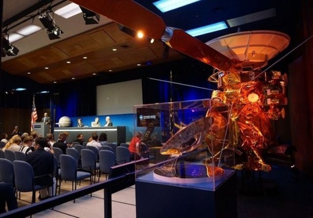 Foto - Jüpiter'den ilk görüntü geldi